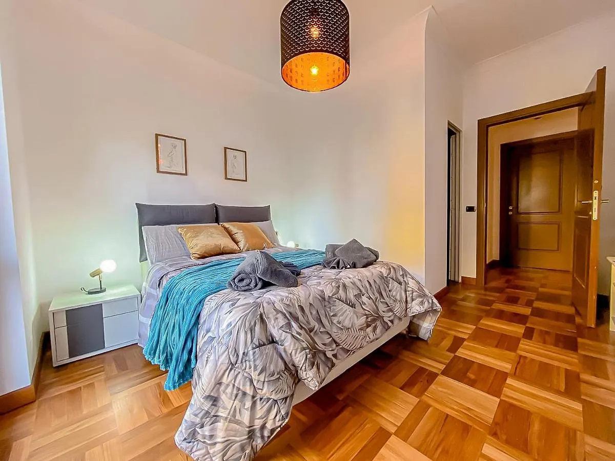 Apartment Piramide Luxury Suite Colosseum Rome