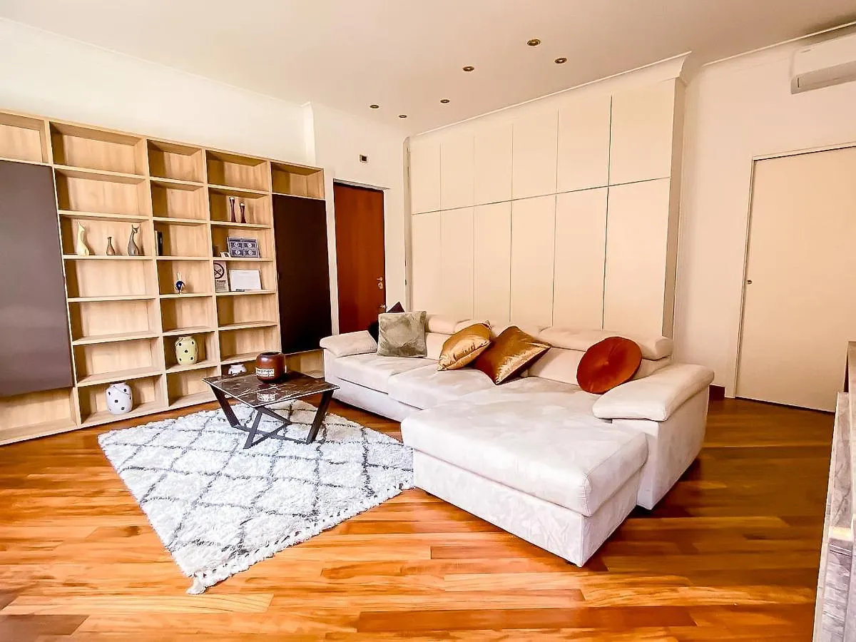 Piramide Luxury Suite Colosseum Rome Apartment